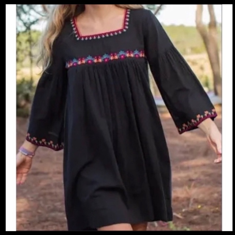 NATURAL LIFE Black and Red Embellished Bell Sleeve Tunic size M bohemian dress